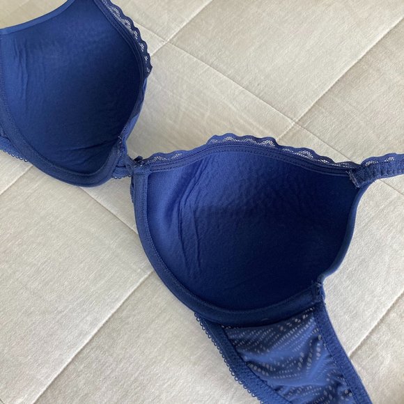 Bra - Picture 3 of 3